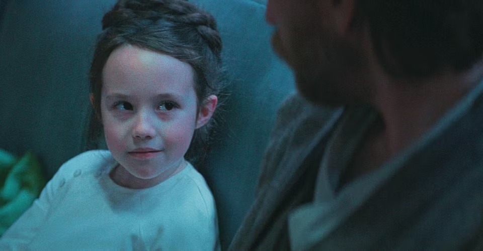 Vivien Lyra Blair incarne la jeune Leia dans la série Kenobi
